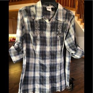 Ladies Harley Davidson shirt